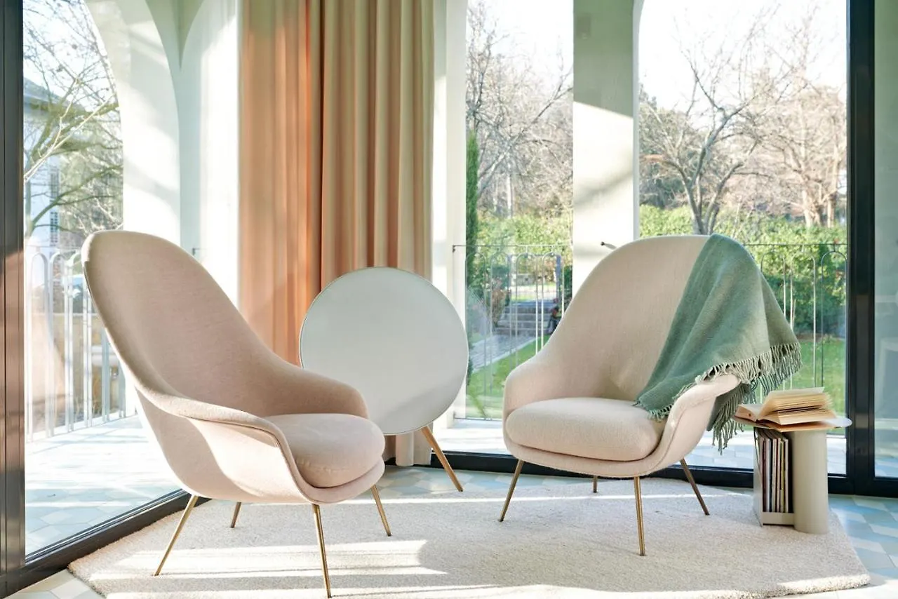 Bagatelle Gardenhouse Hotel Budapest
