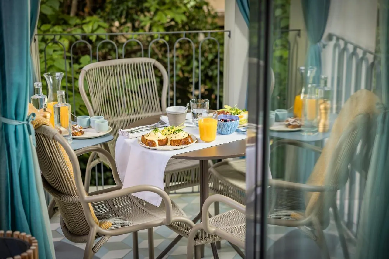 Bagatelle Gardenhouse Hotel Budapest